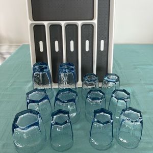 Silverware tray and glasses.